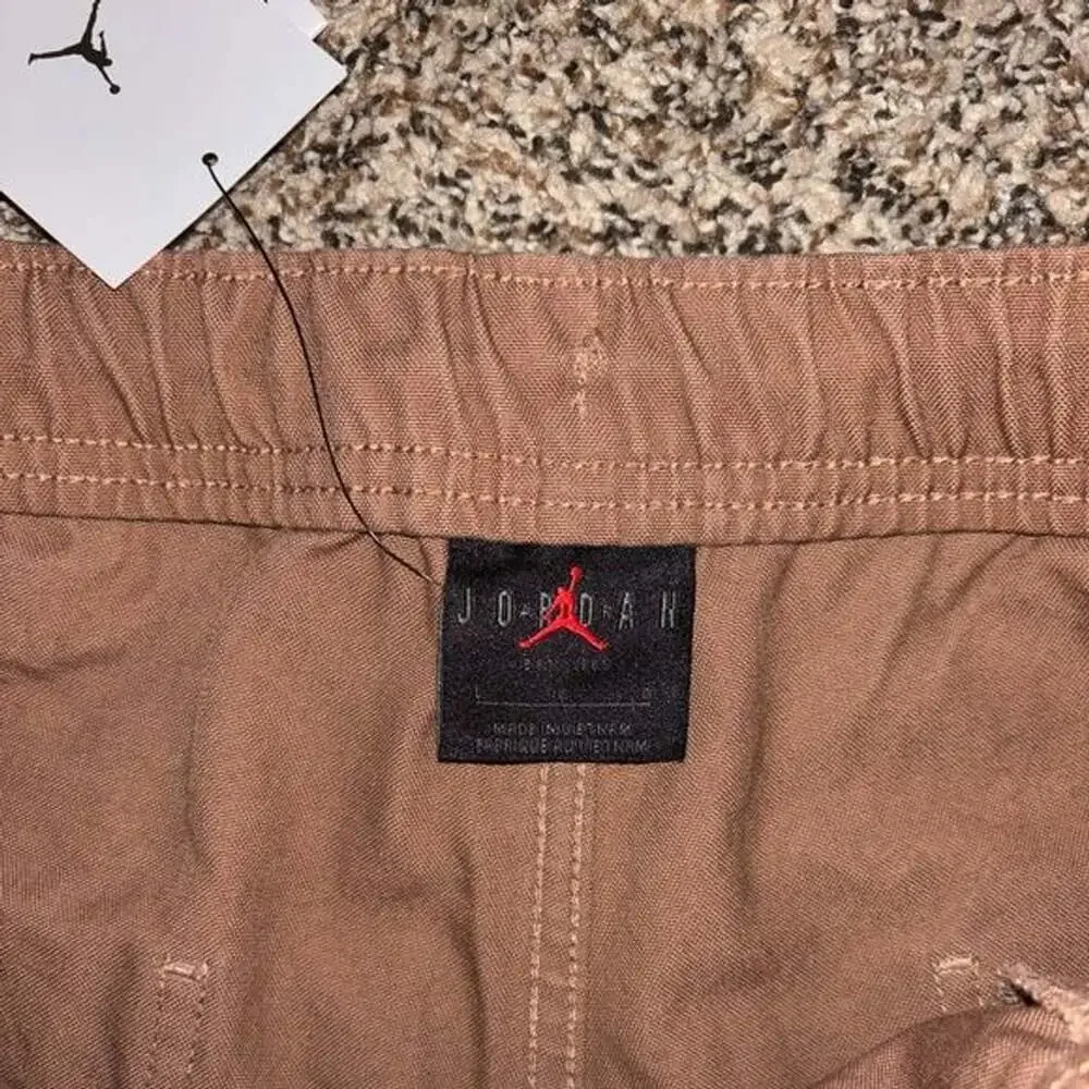 Jordan utility cargo work pants khaki. New . Large men’s